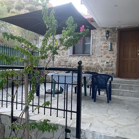 Апартаменты Stone House Under A Rock Kukos Сикия Экстерьер фото